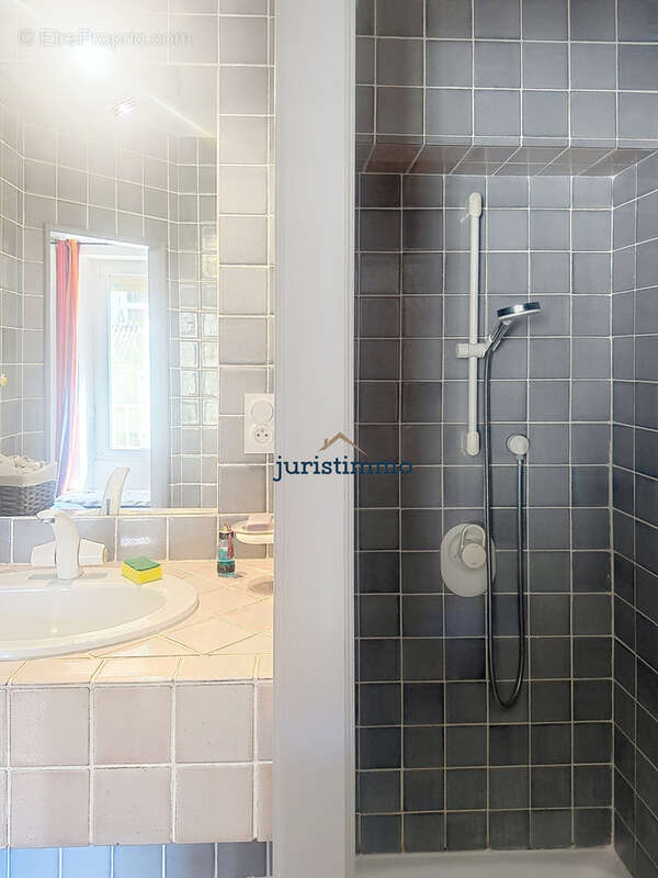 Maison à VAISON-LA-ROMAINE