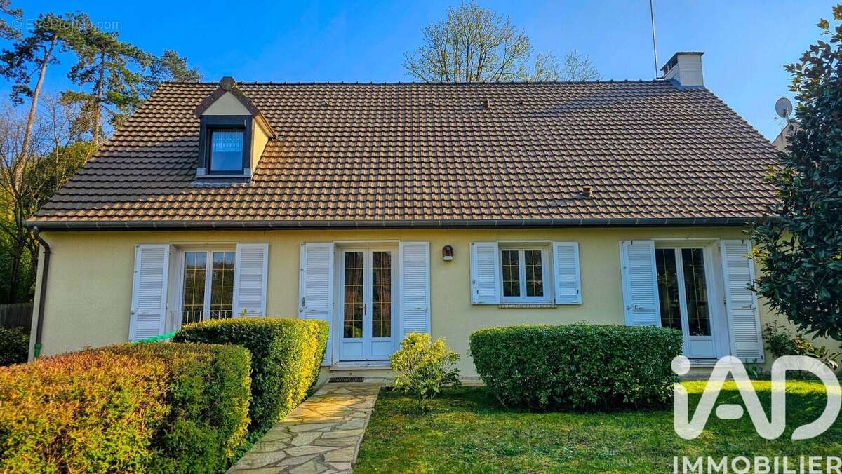 Photo 2 - Maison à L'ETANG-LA-VILLE