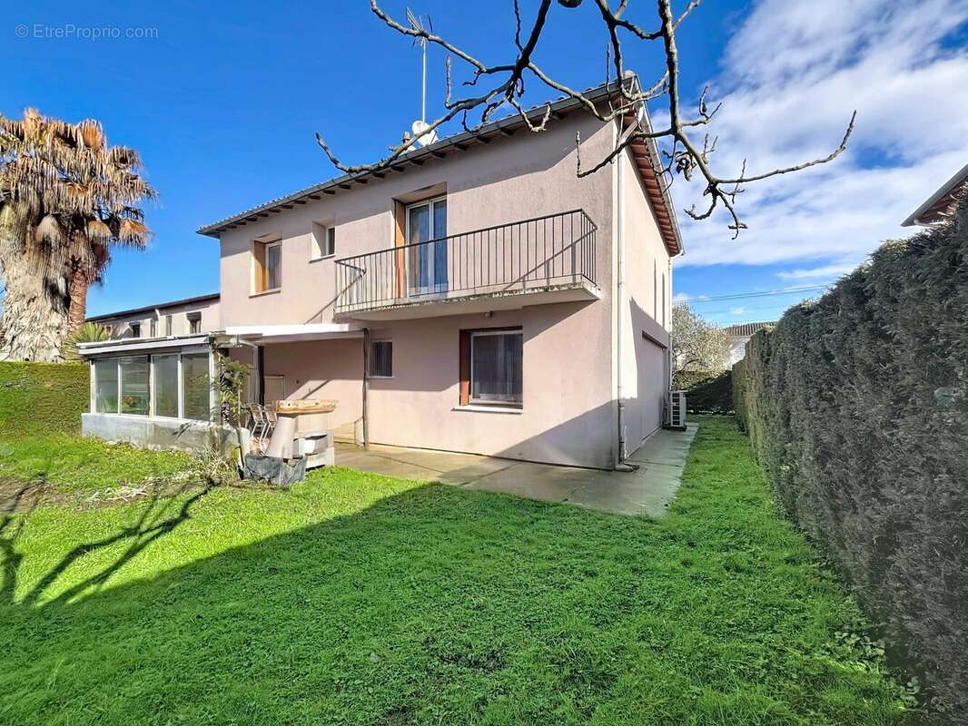Maison à VILLEMUR-SUR-TARN