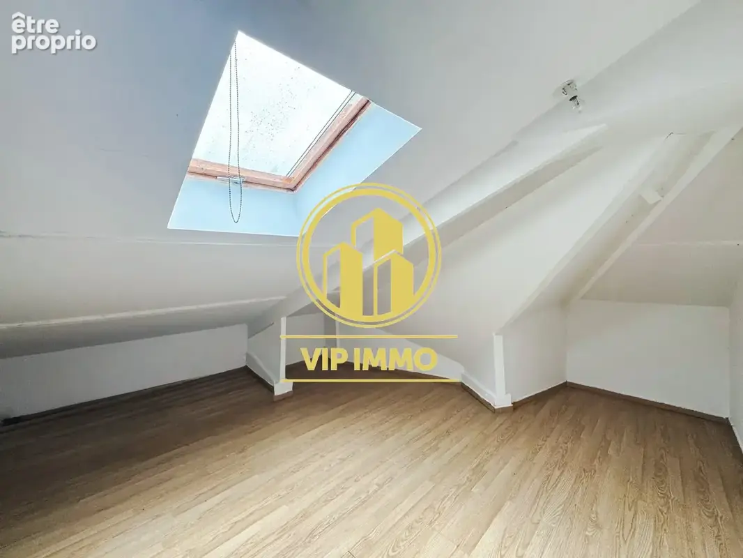 Appartement 5 pièces 62 m² à vendre à Lille (59000) - photo 7
