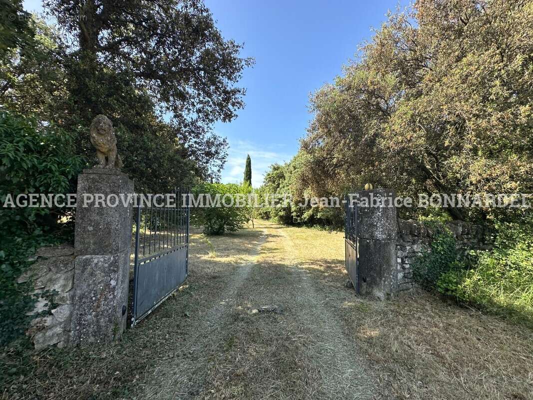 Maison 166 m² à Chantemerle-Les-Grignan  - photo 2