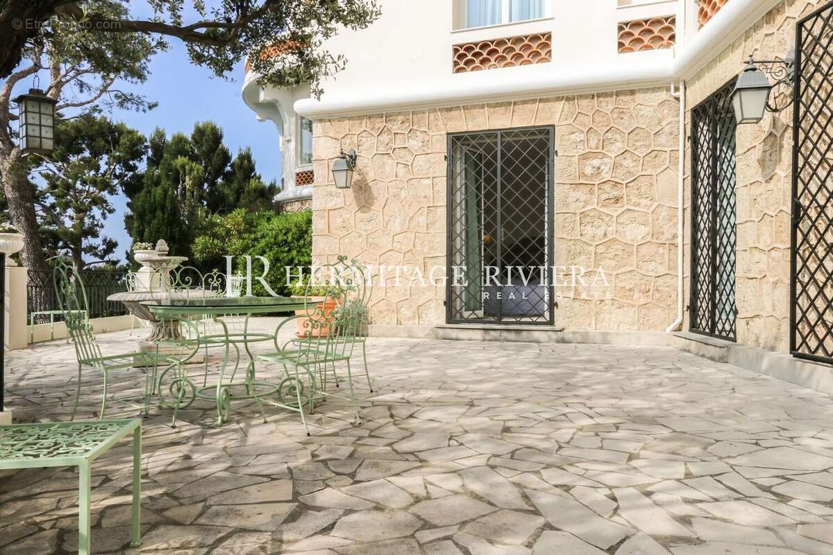 Appartement à CAP-D'AIL