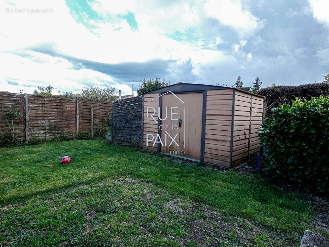 Maison à PLEUMARTIN