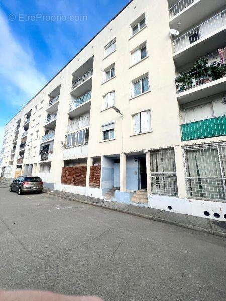   - Appartement à TOULOUSE