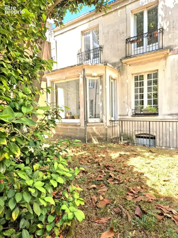 ST MIHIEL - TALENSAC, Type 3 avec patio, bow-window et caves - photo 2