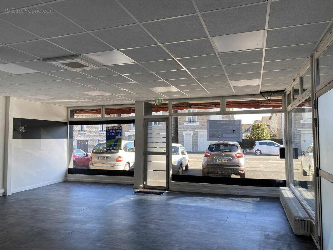 Commerce à BRIVE-LA-GAILLARDE