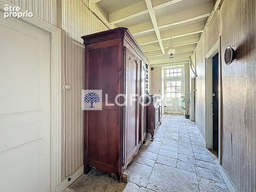 Maison de caractère avec dépendances - photo 9
