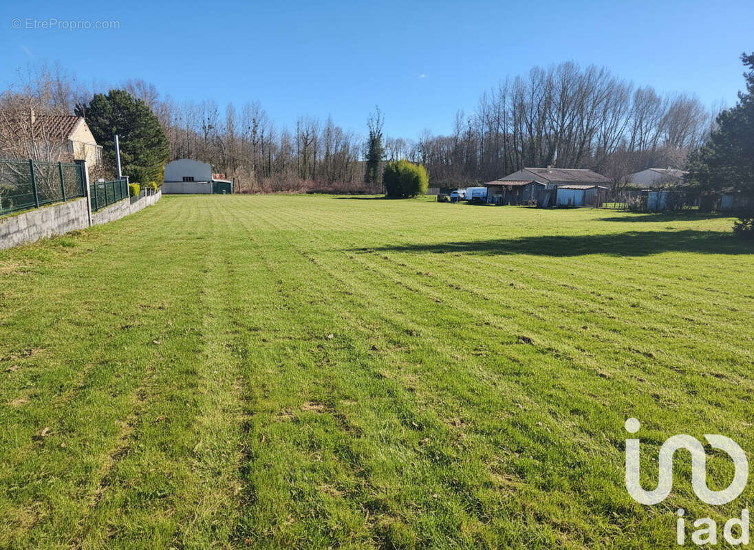 Photo 2 - Terrain à COGNAC