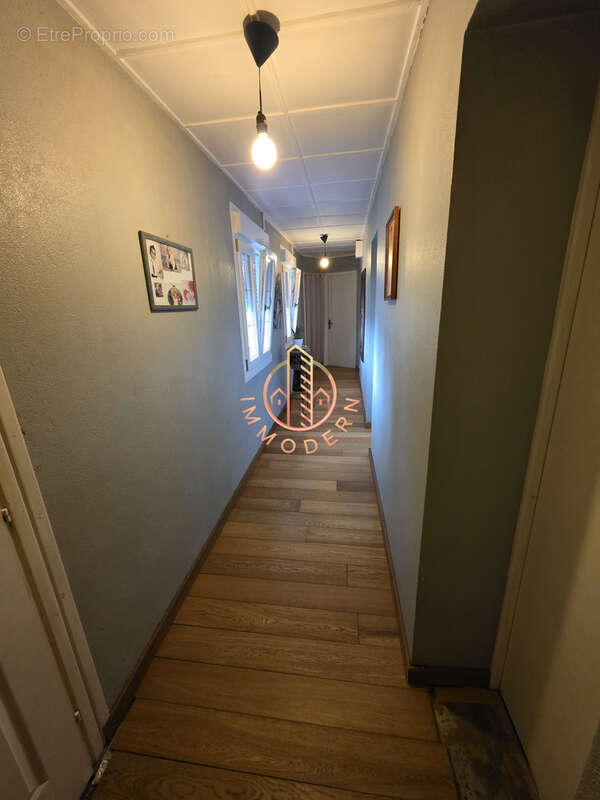 Appartement à AVION