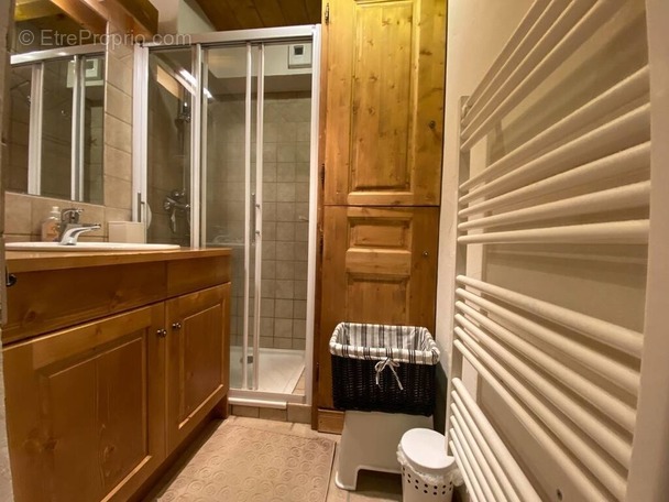 Appartement à CREST-VOLAND