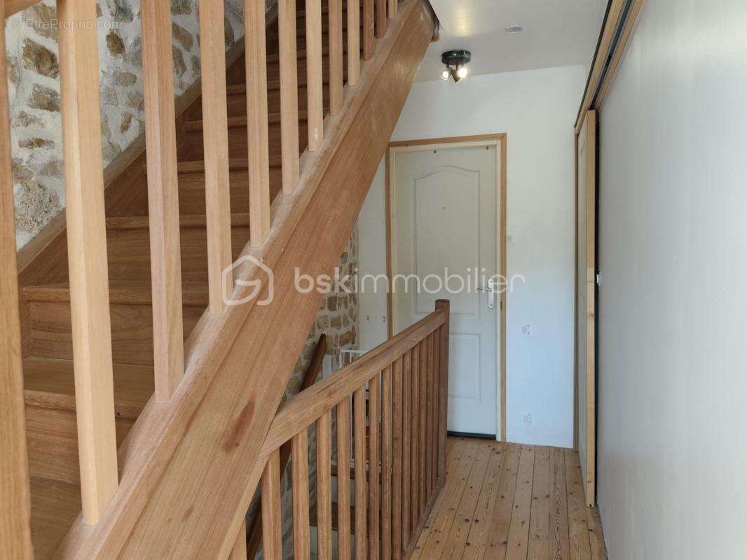 Maison de ville rénovée – 3 chambres – Terrasse et jardin – Saint-James - photo 4