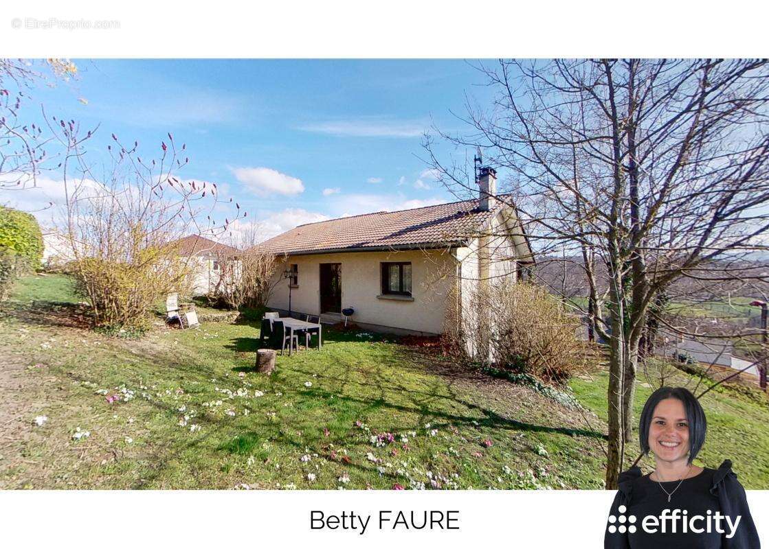 Maison à SAINT-GENEST-LERPT