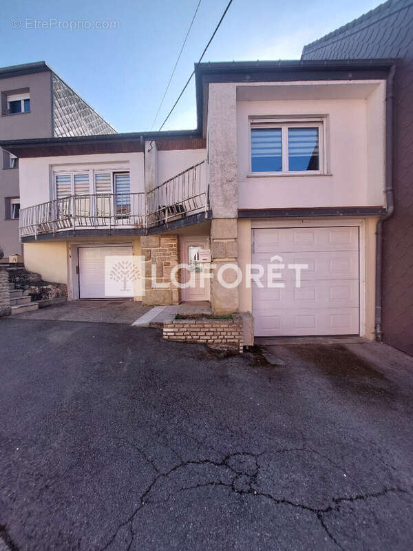 Appartement à AUDUN-LE-TICHE