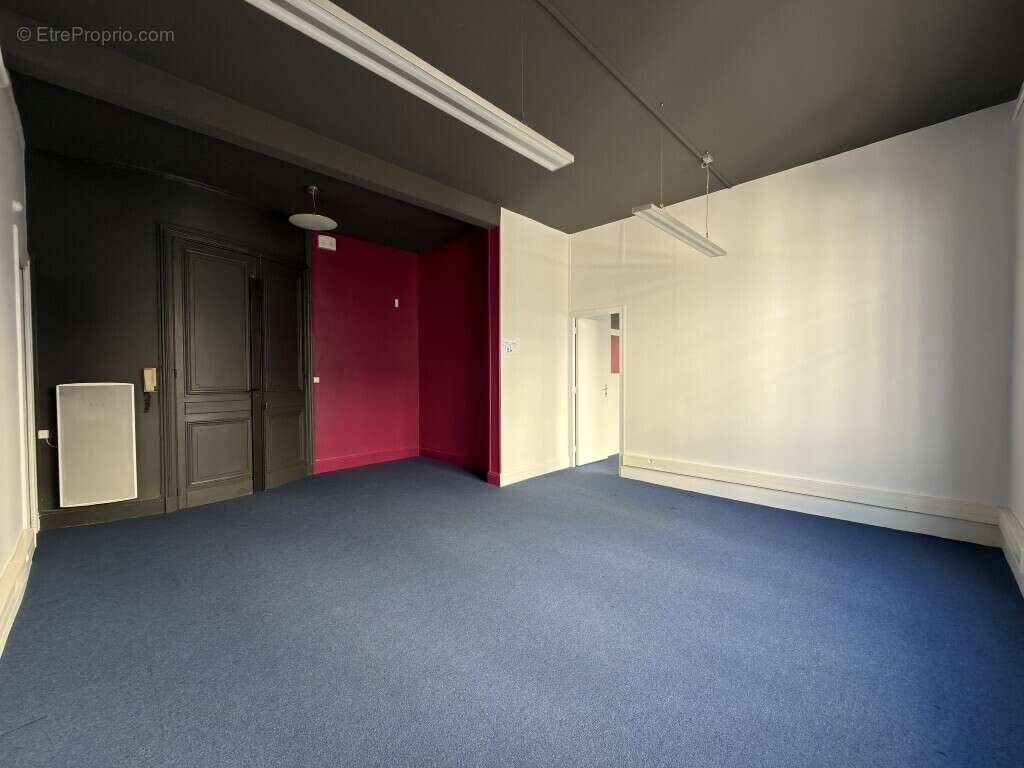 Appartement 62 m² à Vichy  - photo 4