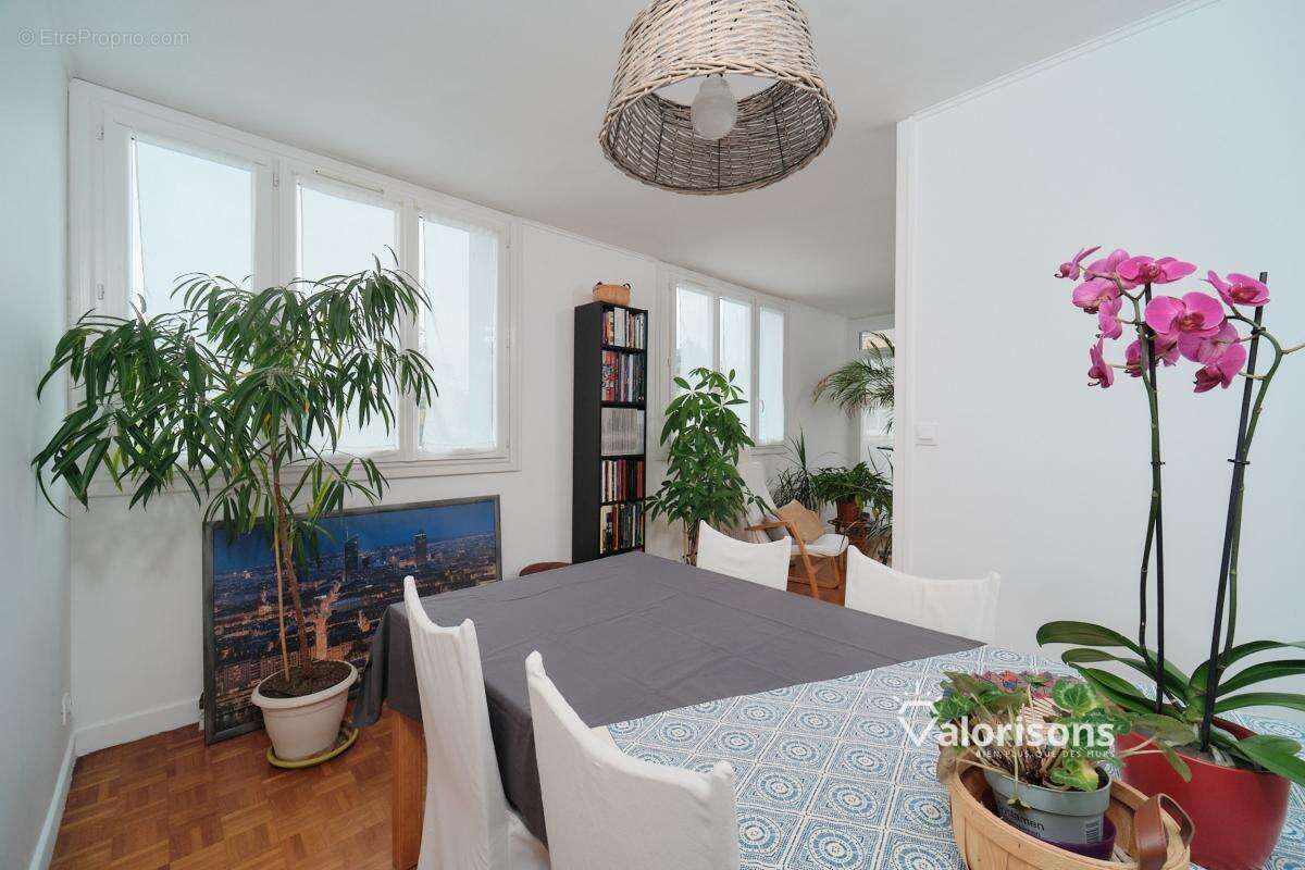 Appartement à SAINT-PRIEST