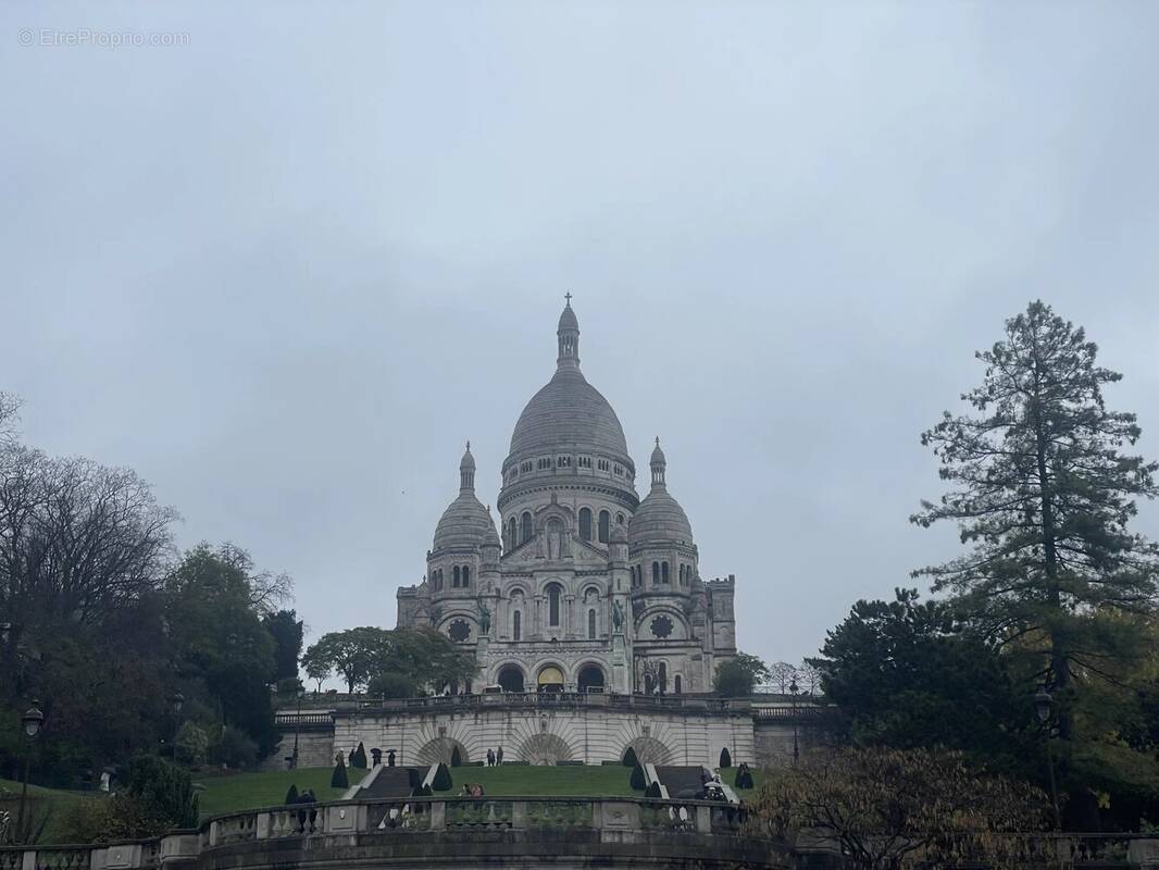 Appartement à PARIS-18E
