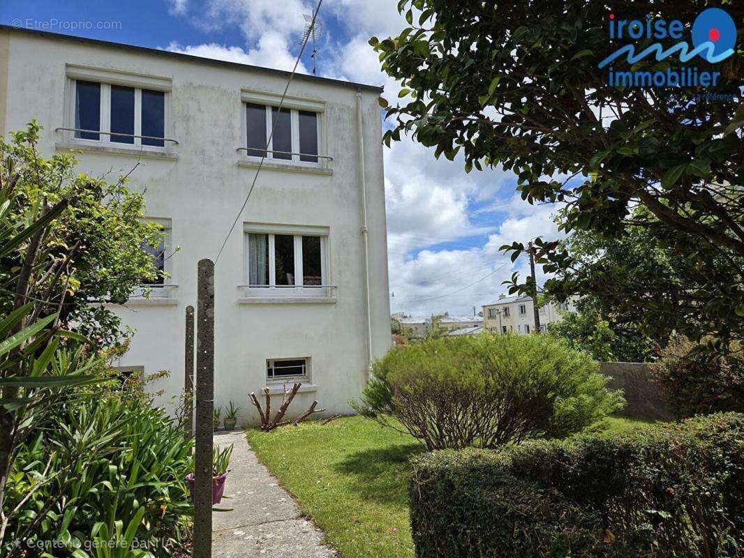 Maison t5 sur sous sol - photo 2