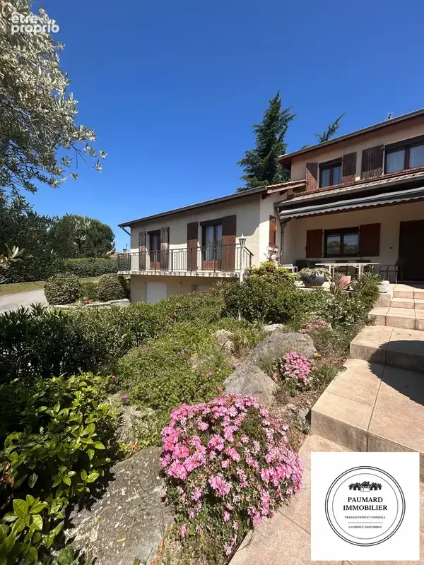 Maison 8 pièces 191 m² à vendre à Granges-Les-Beaumont (26600) - photo 3