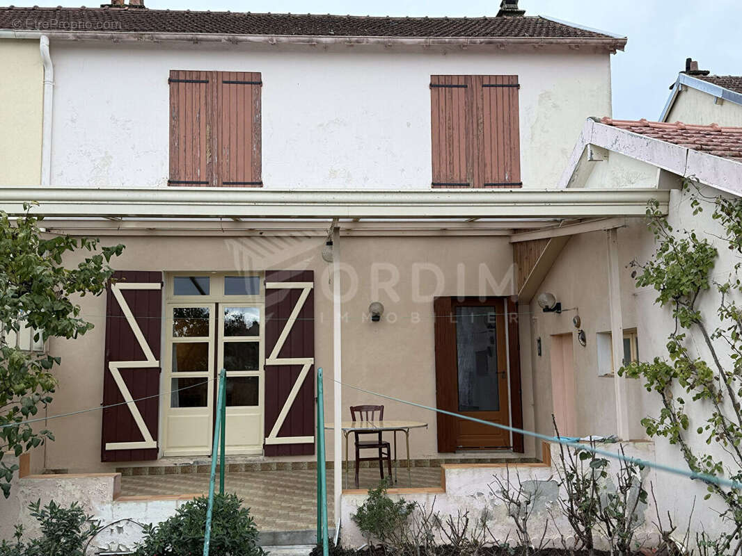 Maison à COSNE-COURS-SUR-LOIRE