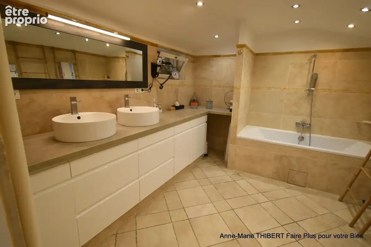 Maison à vendre 6 pièces VILLEURBANNE (69) - photo 18