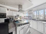 Appartement à SAINT-LAURENT-DU-VAR