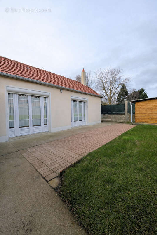 Maison à SAINT-CREPIN-IBOUVILLERS