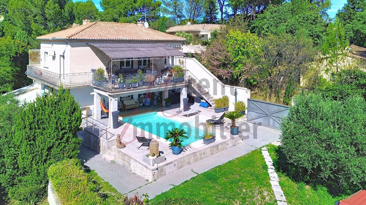 Maison à LES ANGLES