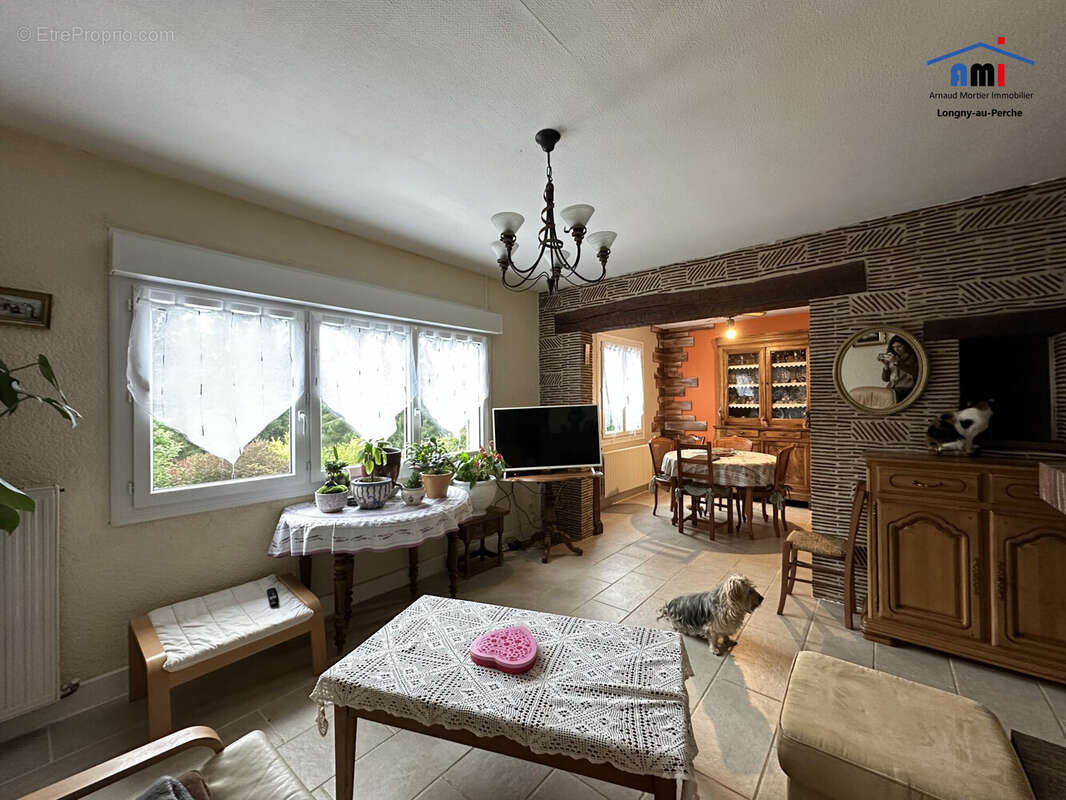 Maison à LONGNY-AU-PERCHE