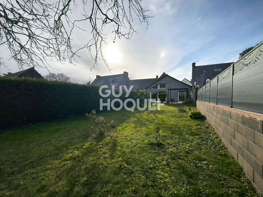 Maison à SAINT-GUINOUX