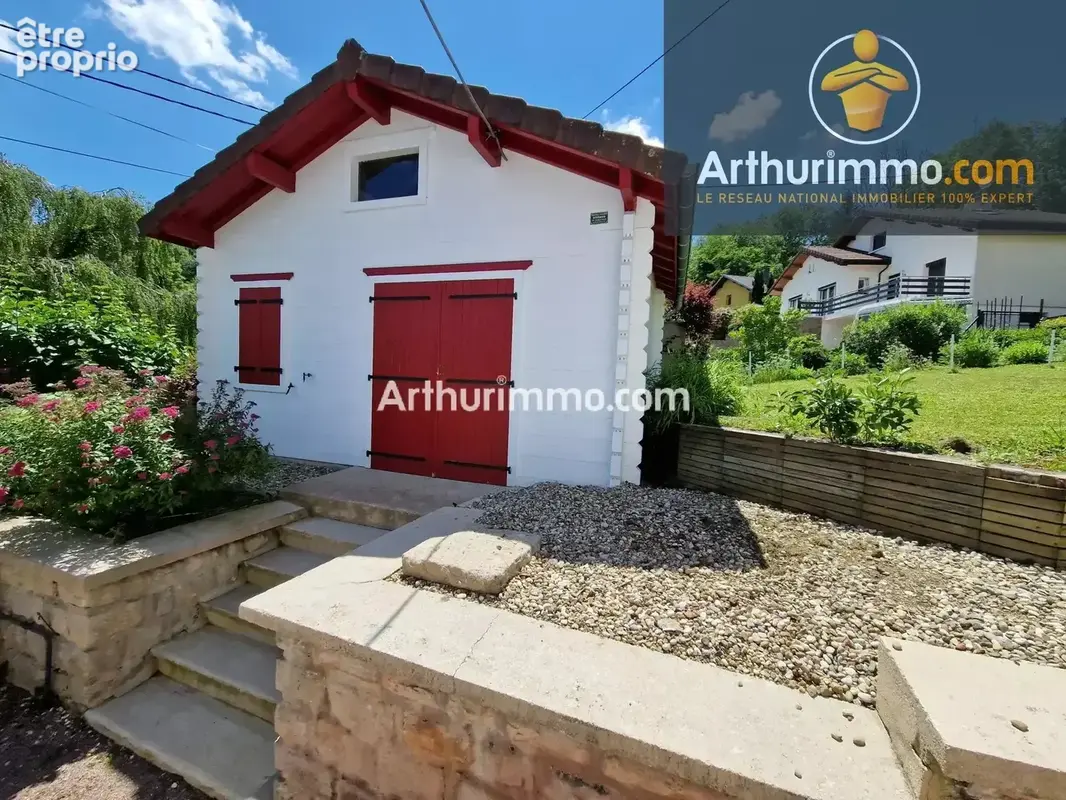 LONS-LE-SAUNIER (39 Jura), à vendre maison individuelle de 125 m², 3 chambres, 765 m² de terrain clos, proche centre-ville - photo 17