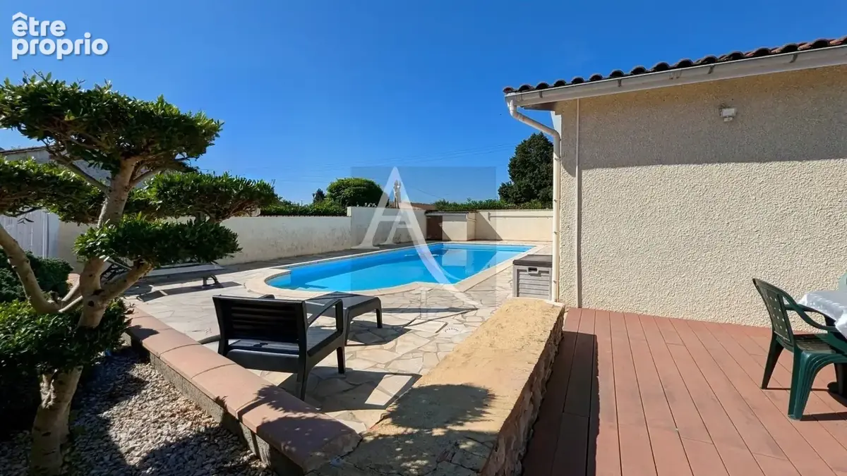 Maison de plain-pied avec piscine et son appartement indépendant - photo 11
