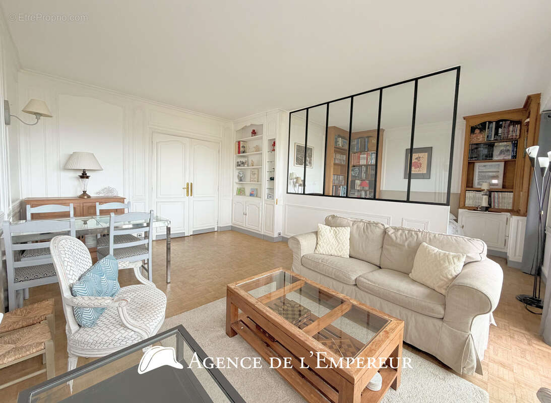 Appartement à SURESNES