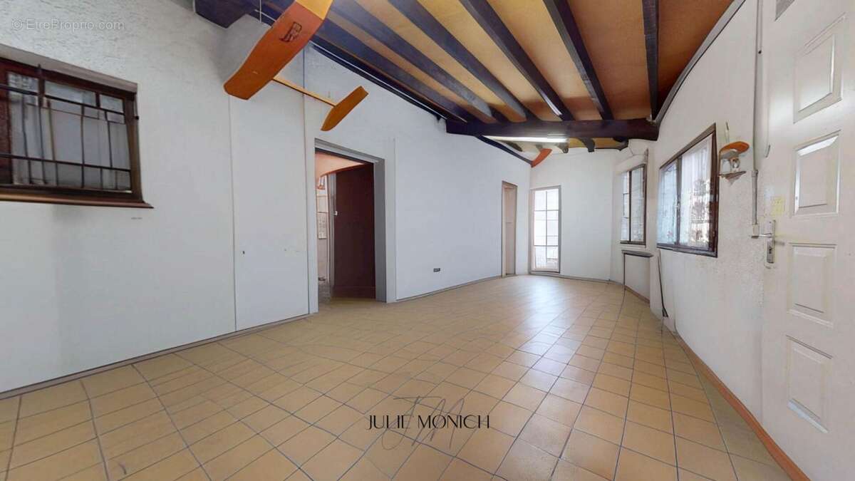 À 2 pas de la plage Maison avec jardin et potentiel - photo 14