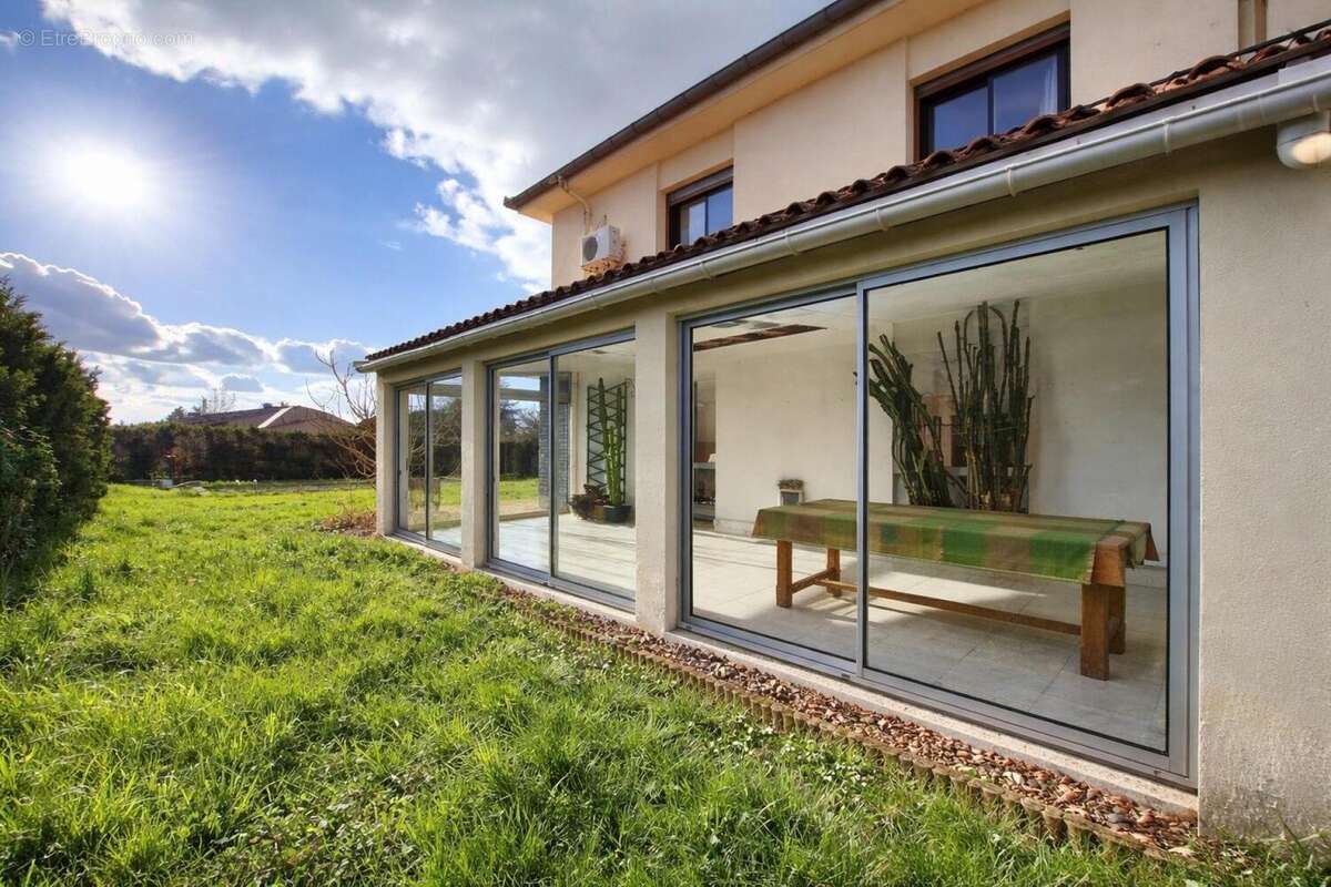 Photo 2 - Maison à BRUGUIERES