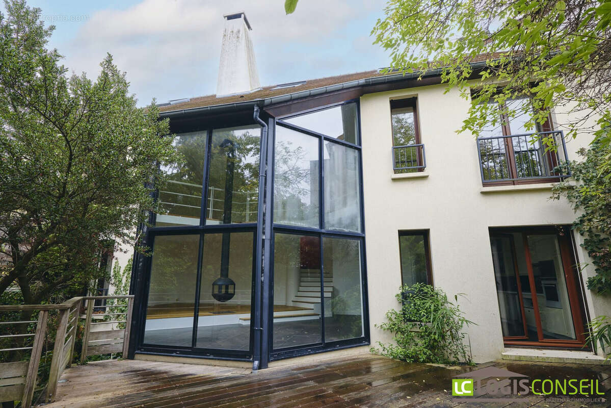 Maison à L&#039;HAY-LES-ROSES