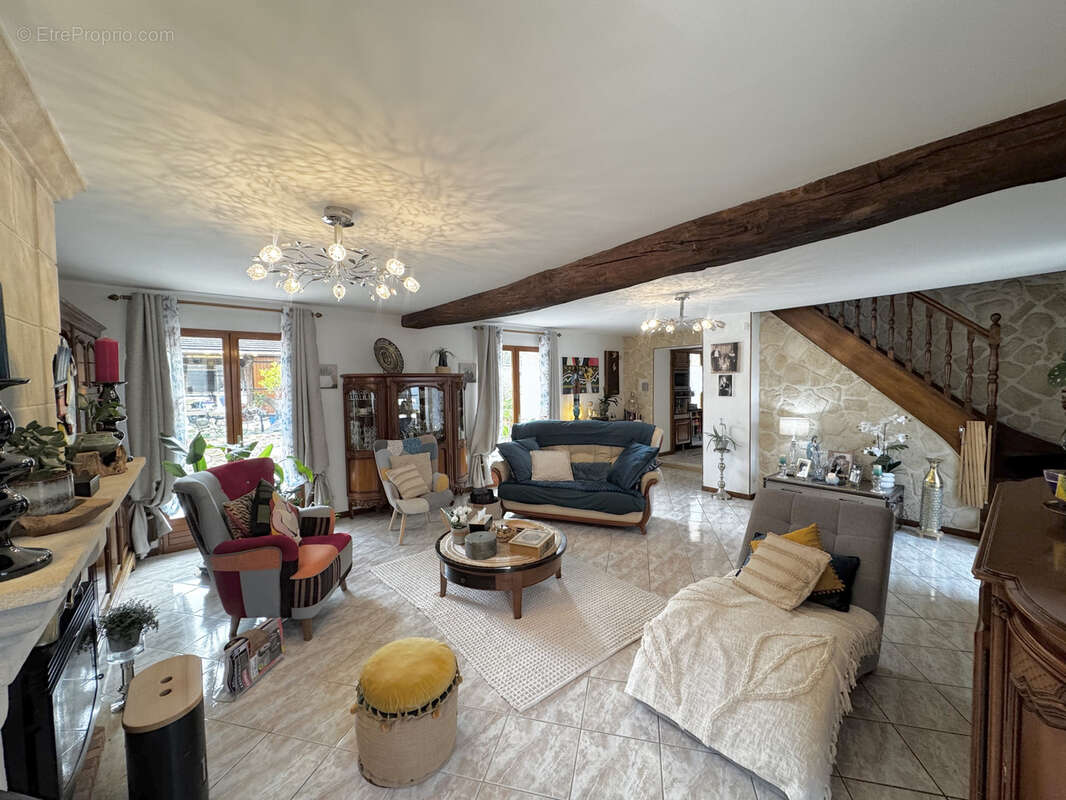 Maison à NANTEUIL-LES-MEAUX