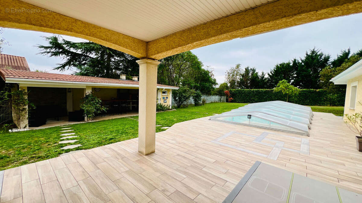 Maison à SAINT-DENIS-EN-BUGEY