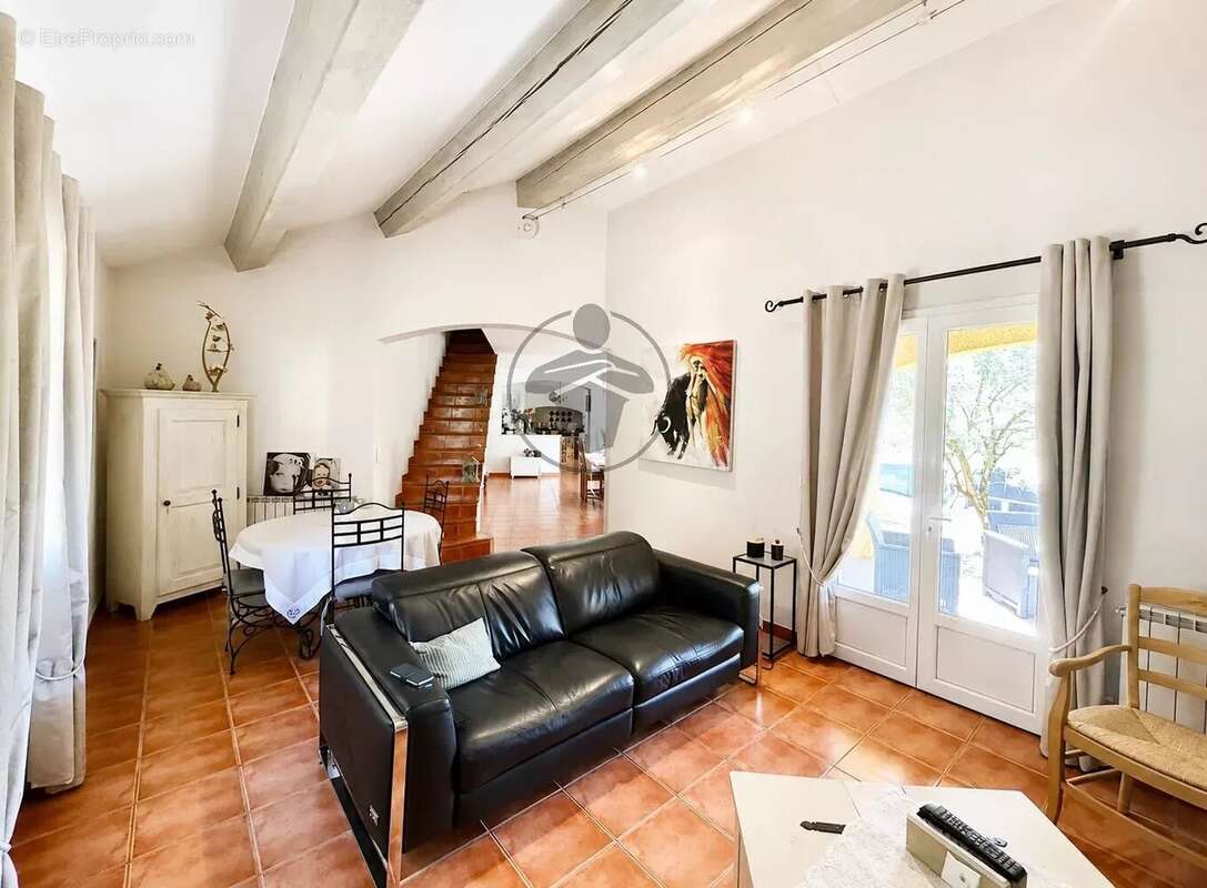 Maison Provençale de caractère - photo 4