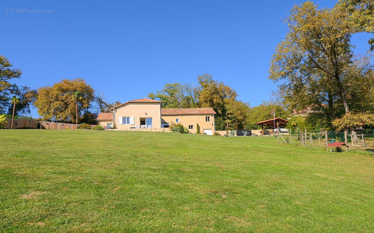 Maison à DUMES