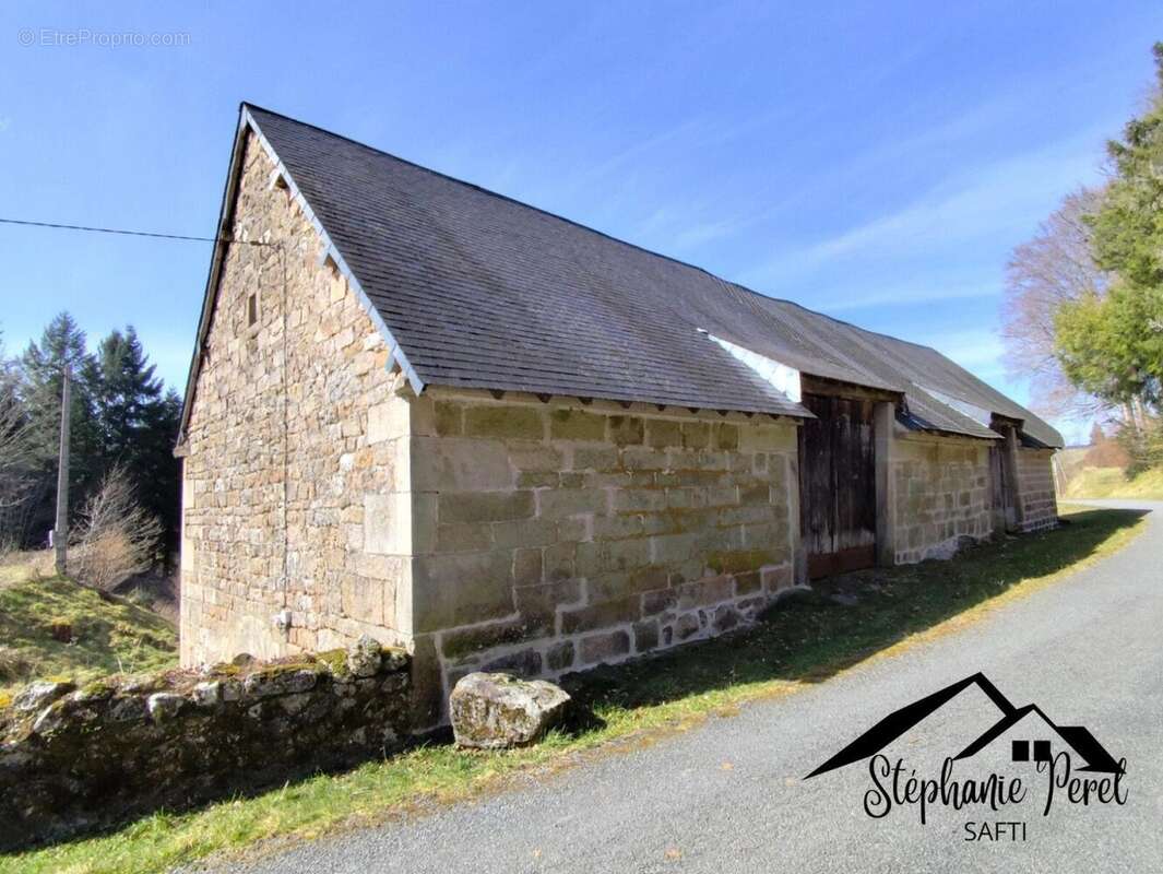 Photo 2 - Maison à BUGEAT