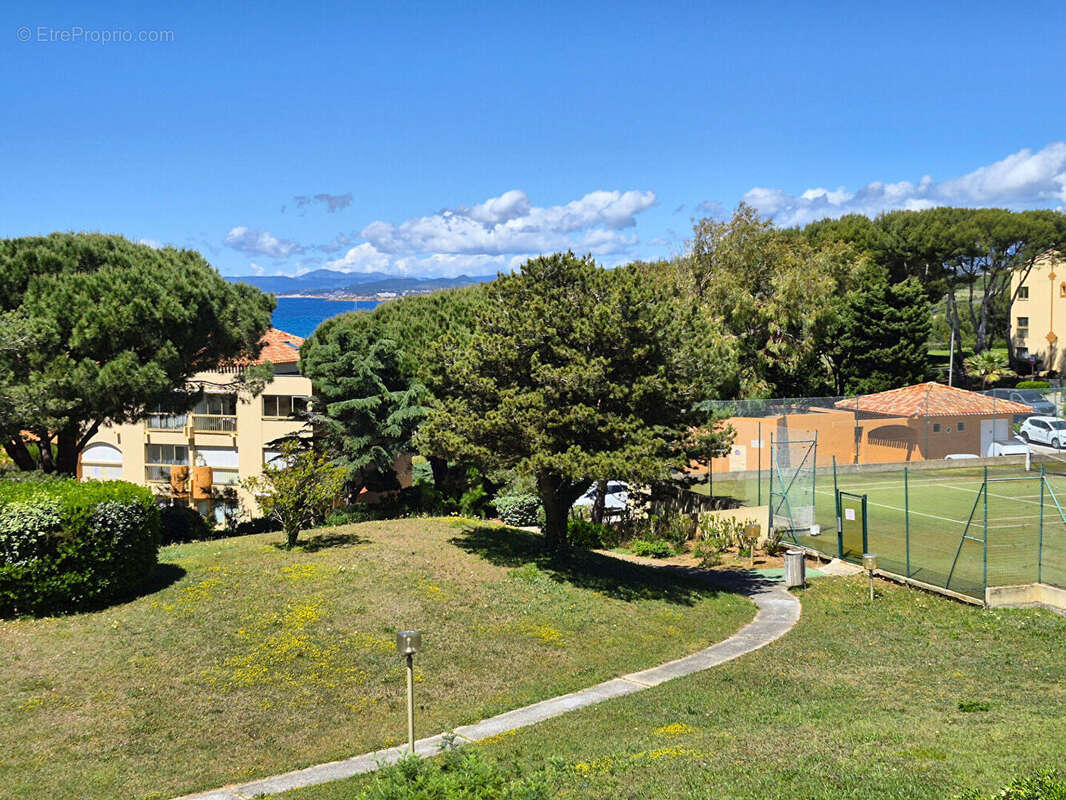 Appartement à SIX-FOURS-LES-PLAGES