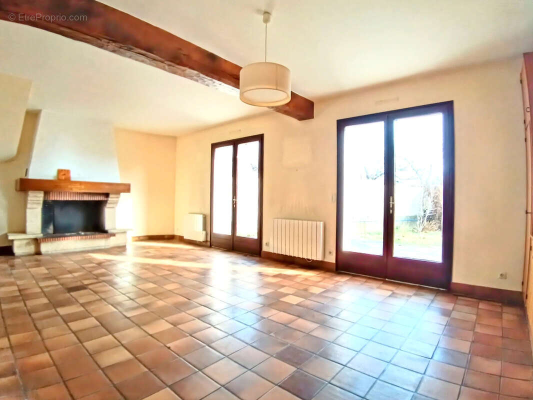 Maison à ABONDANT