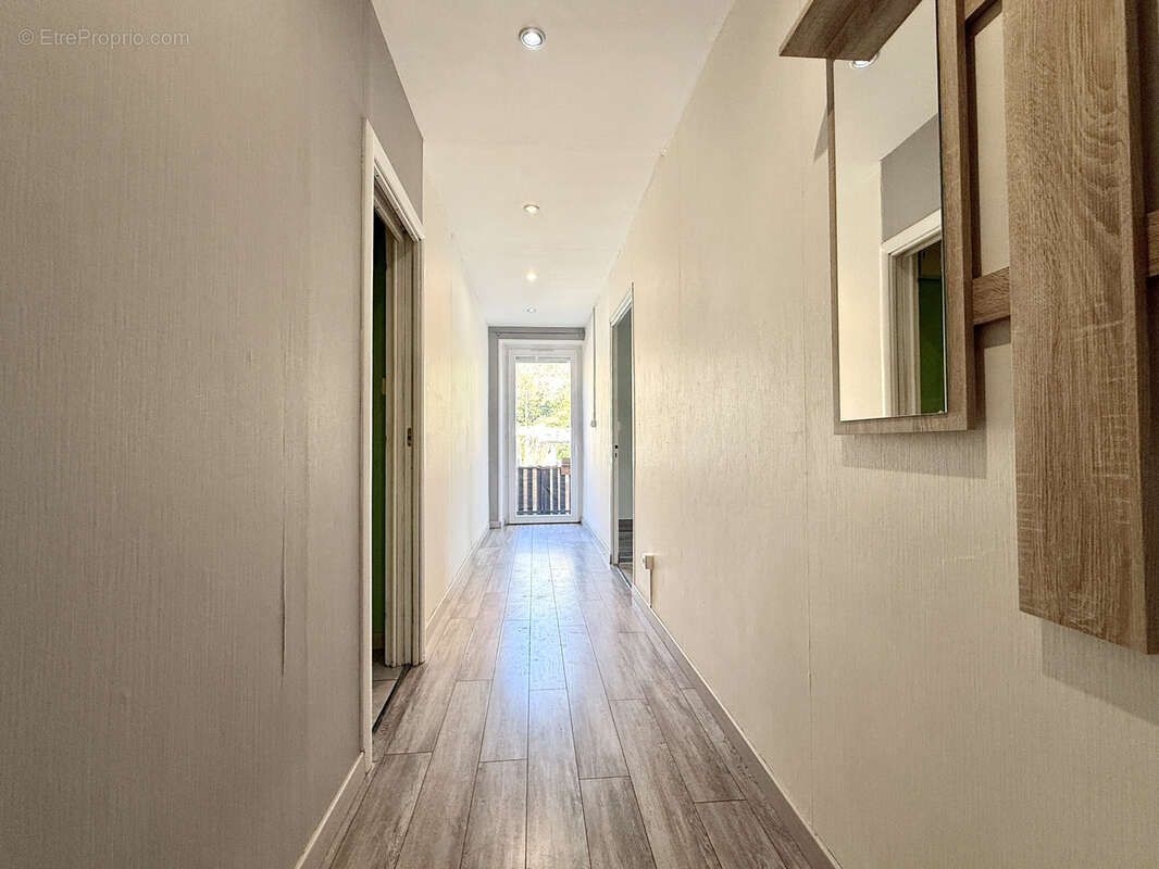 Appartement à VERIN