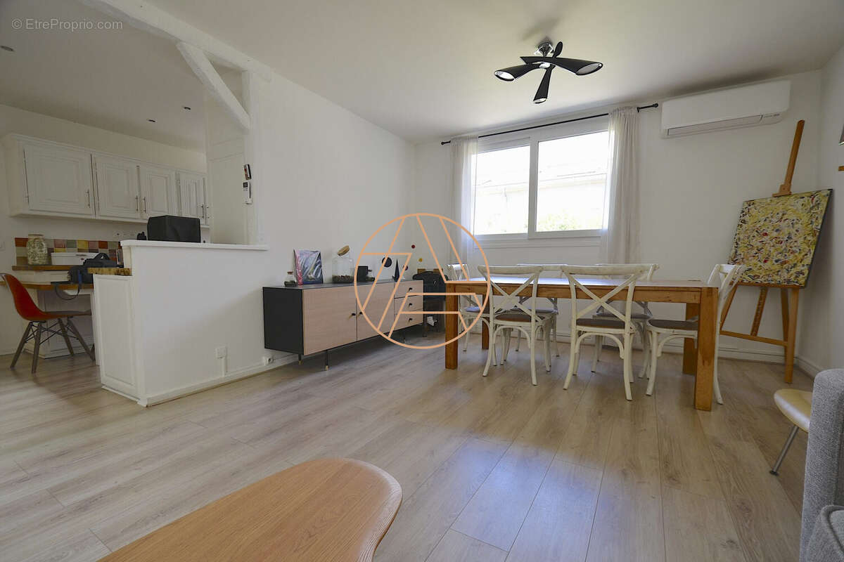 Appartement à SAINT-MAUR-DES-FOSSES