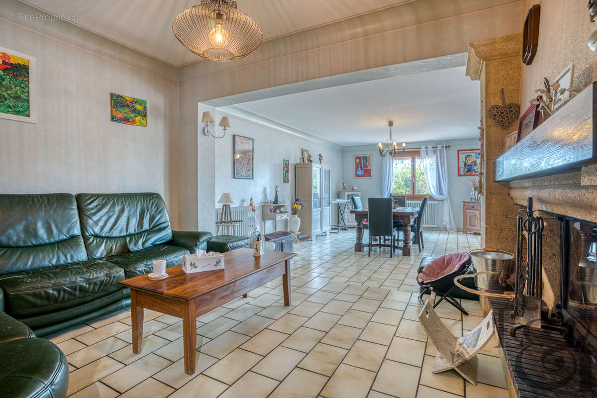 Maison avec dépendance à vendre à Sainte-Livrade-sur-Lot - photo 8