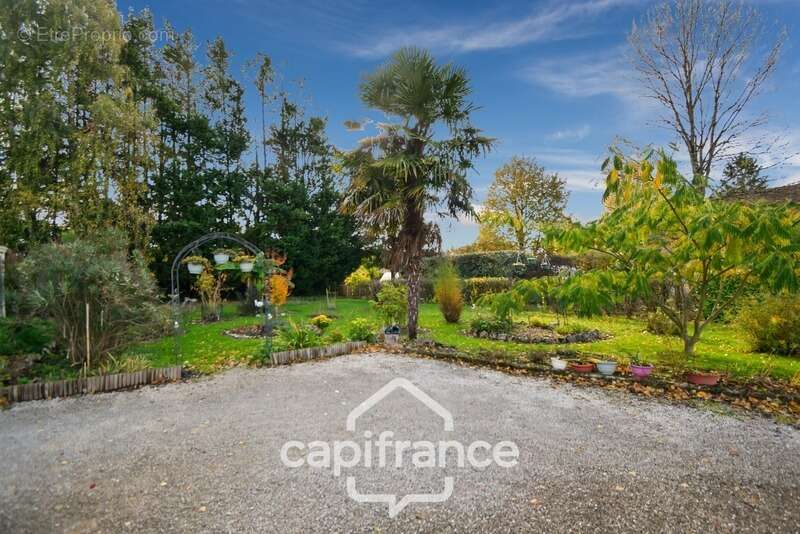 Maison à SAINT-GERMAIN-DU-BOIS