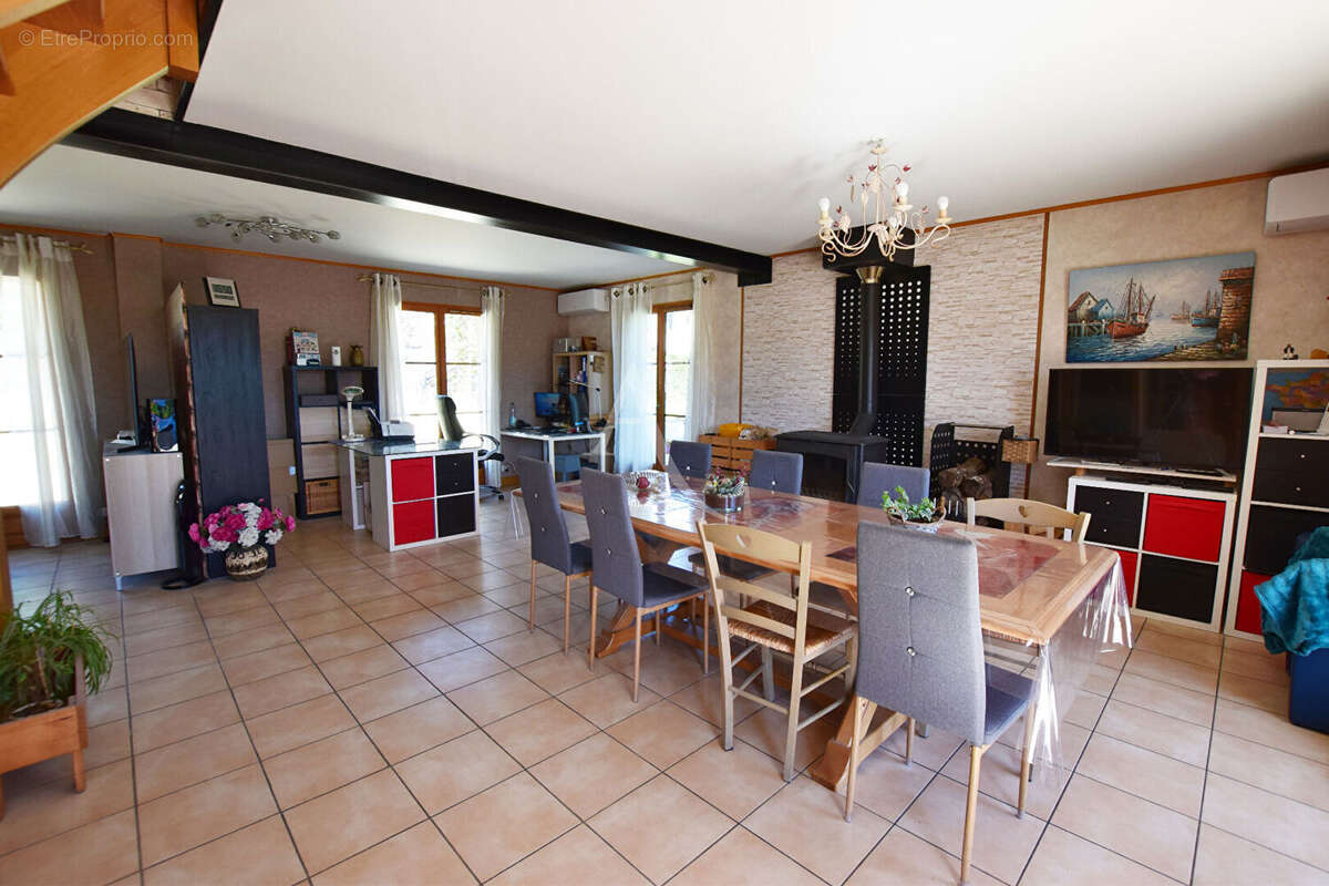 Maison à RAMPILLON