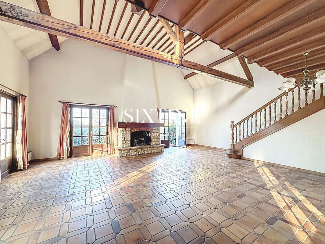 Maison à BOURGOIN-JALLIEU