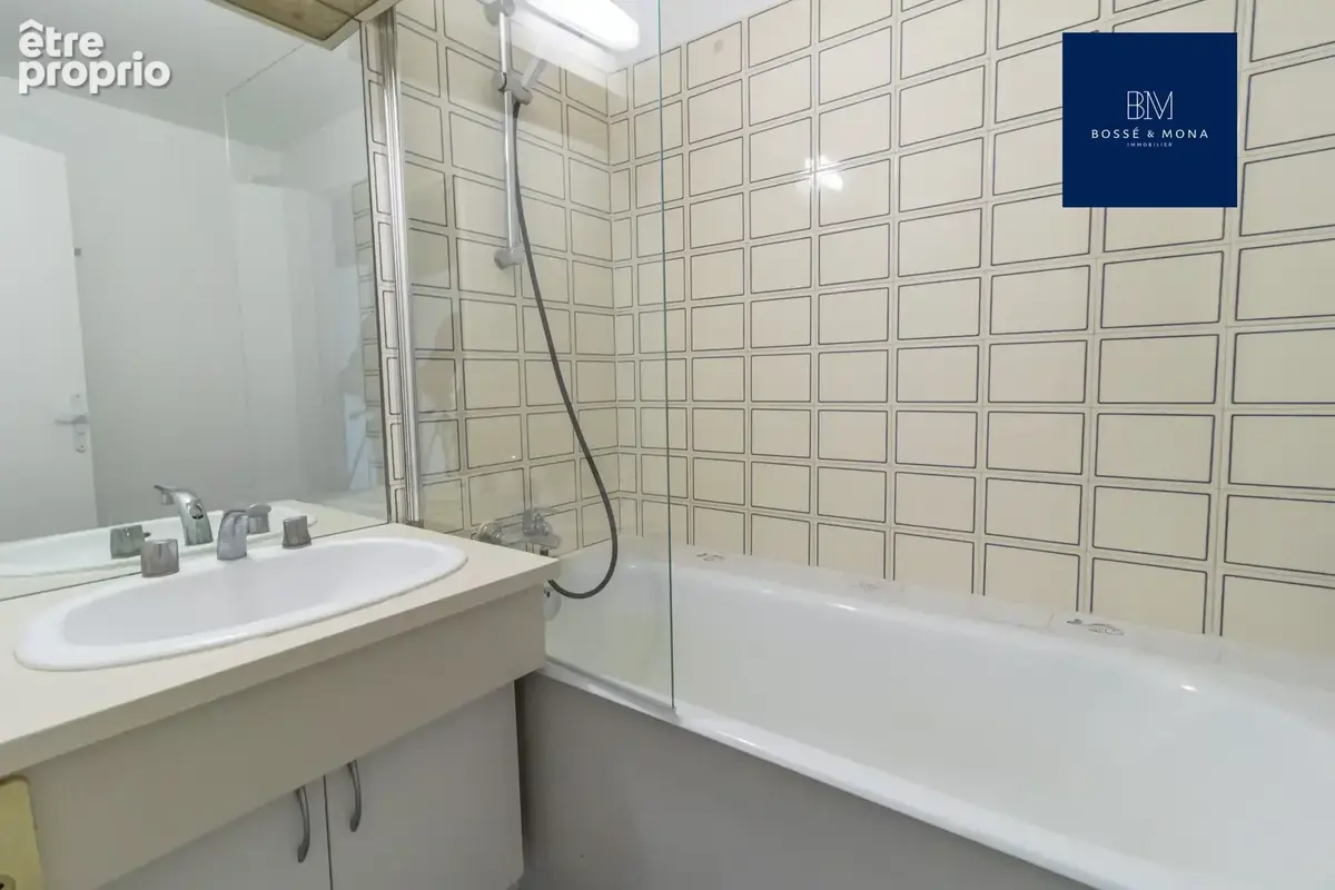 Appartement 95m2, dernier étage, avec terrasse, balcon et 2 places de stationnement, rue Lambrechts - photo 15