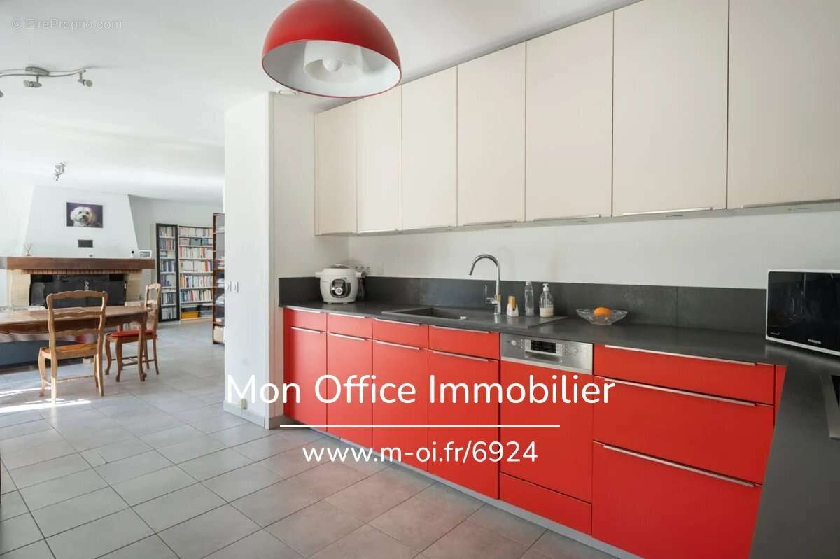 Référence : 6924-YAN. - Maison 4 pièces + studio + garage - photo 9
